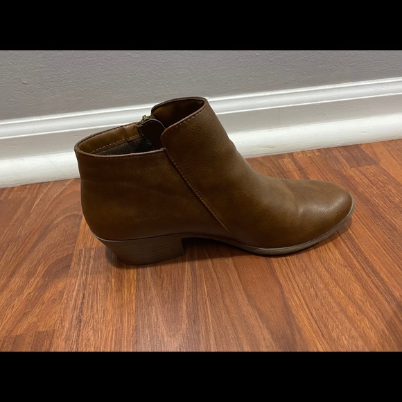 Ankle Boots - Picture 3 of 4